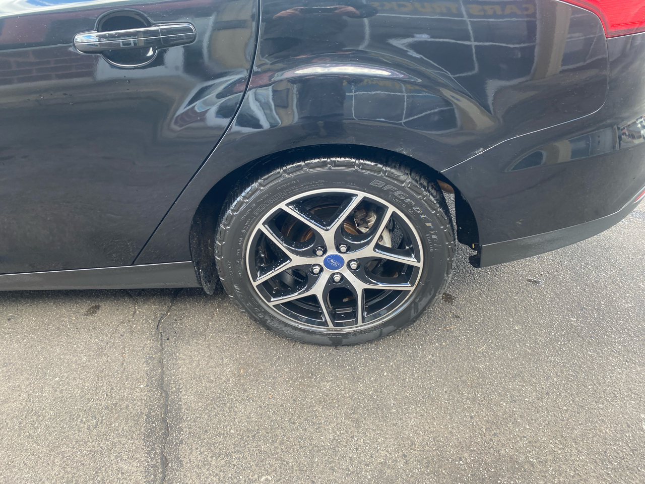 Ford Focus SEL Sedan 2017 Ford Focus SEL Sedan 2017