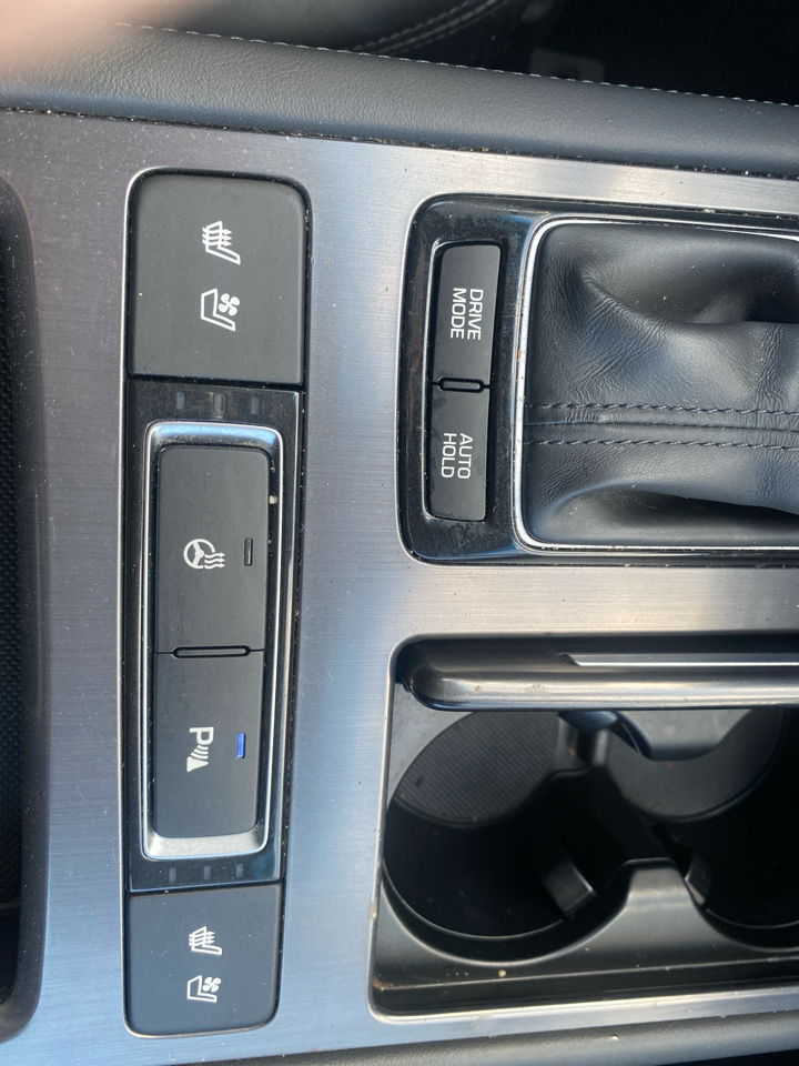 Hyundai Genesis 3.8L 2015 Hyundai Genesis 3.8L 2015