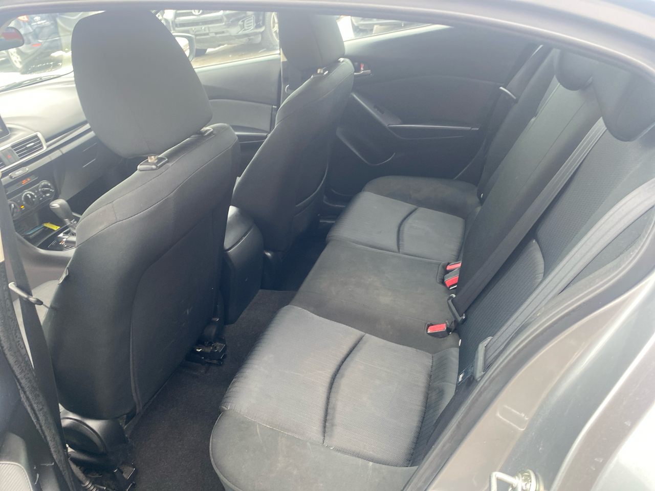 Mazda MAZDA3 i Sport AT 4-Door 2016