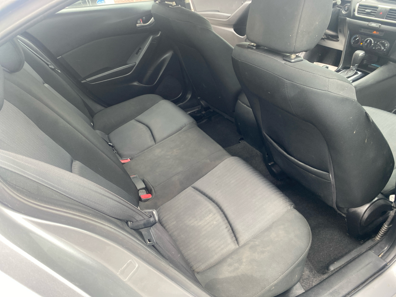 Mazda MAZDA3 i Sport AT 4-Door 2016