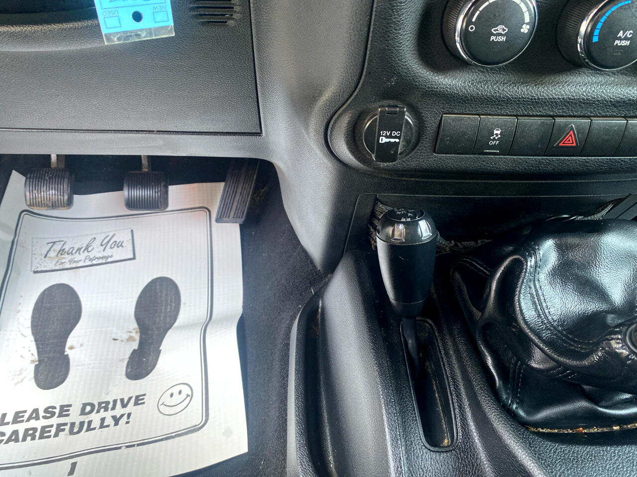 Jeep Wrangler Sport 4WD 2012