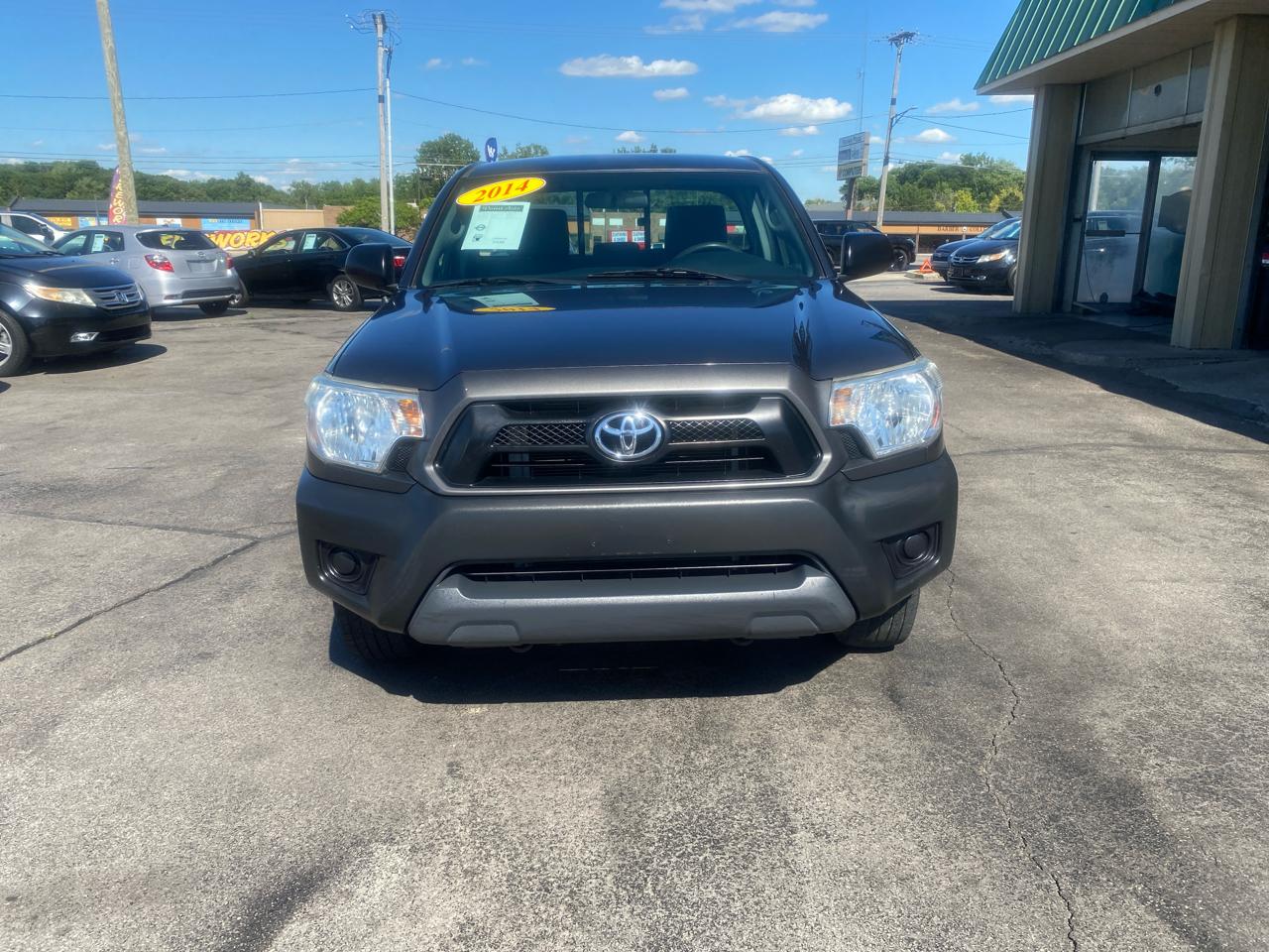 Toyota Tacoma Regular Cab 2WD 2014