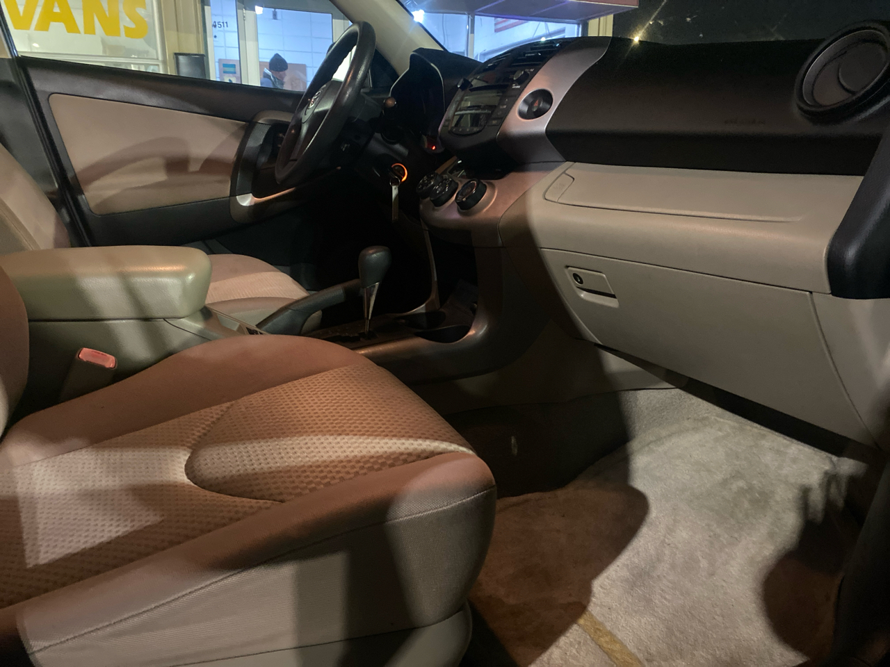 Toyota RAV4 Base I4 2WD 2007