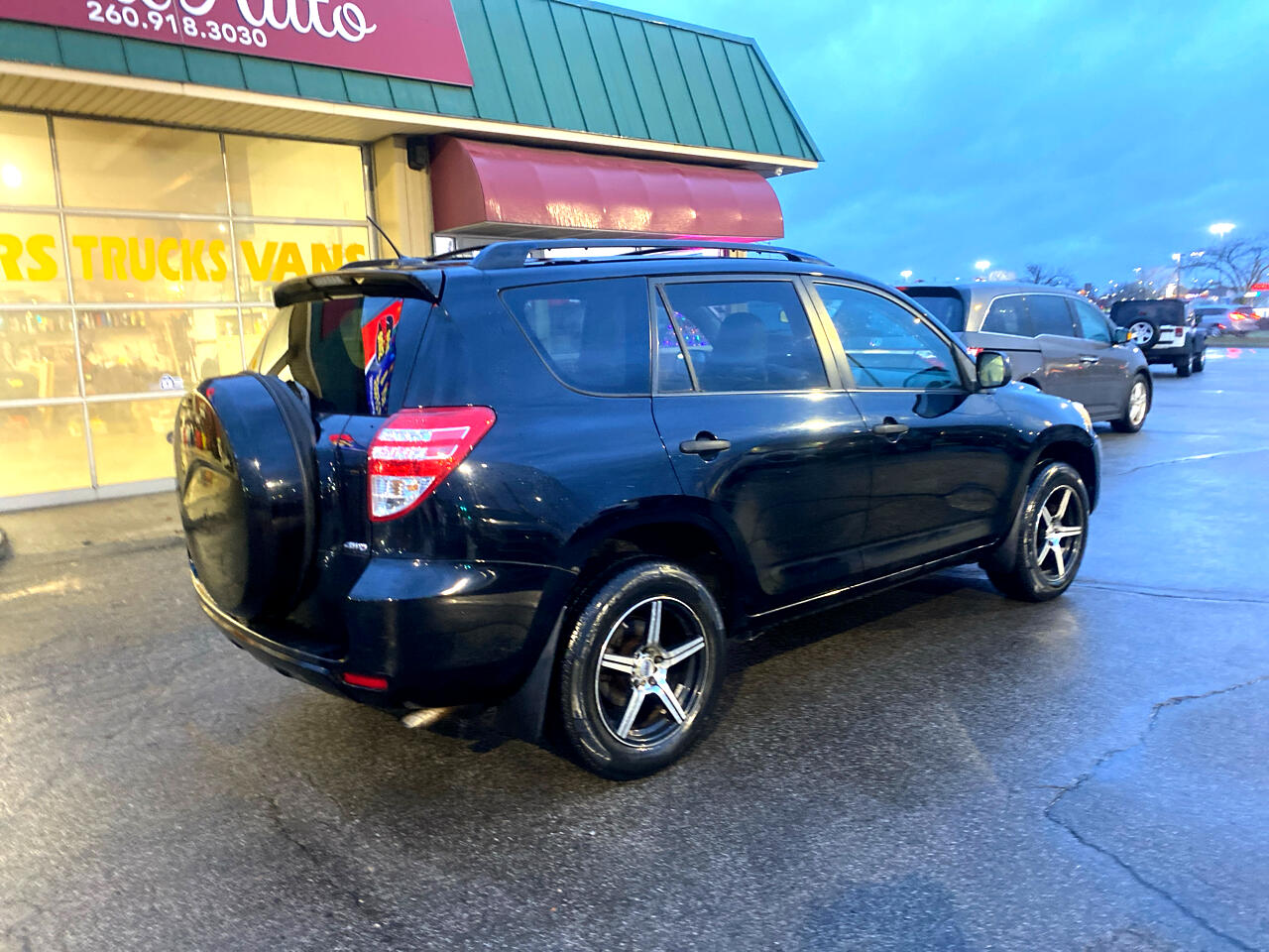 Toyota RAV4 Base I4 4WD 2010