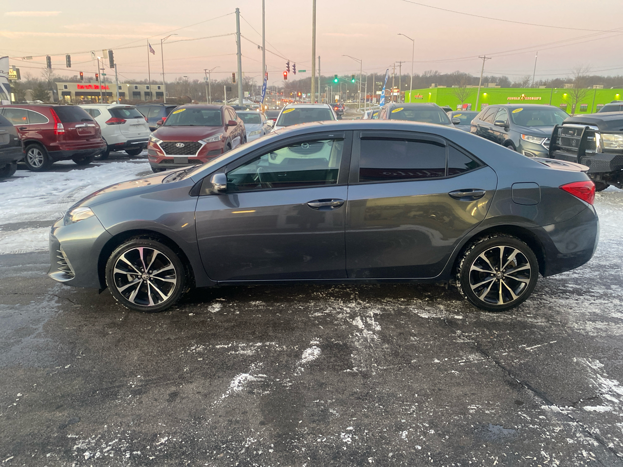 Toyota Corolla SE CVT 2018