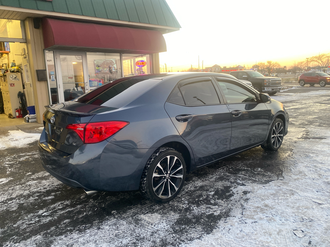 Toyota Corolla SE CVT 2018