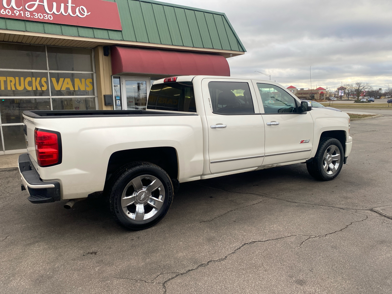 Chevrolet Silverado 1500 LT Crew Cab Long Box 4WD 2015
