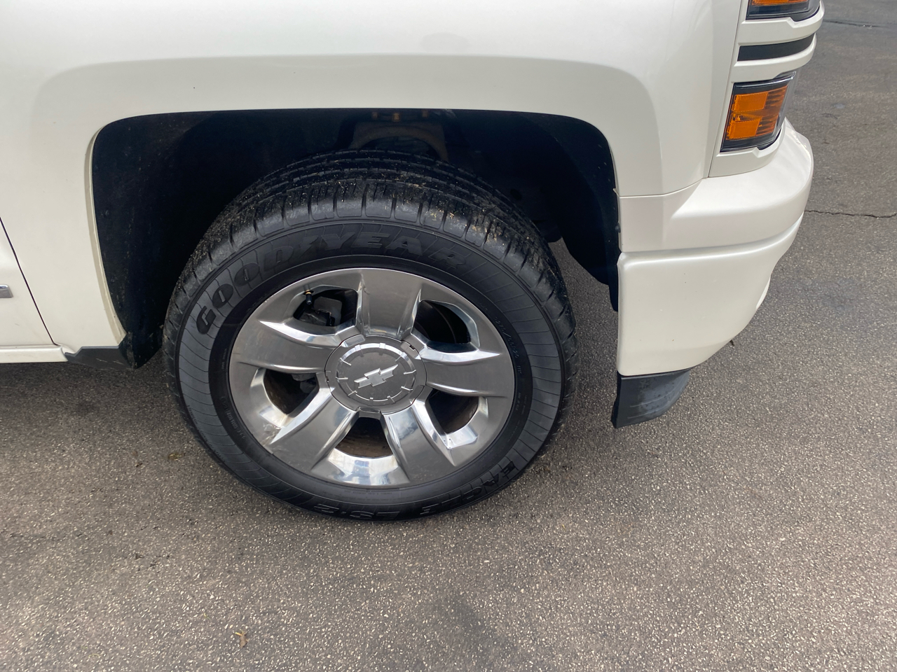 Chevrolet Silverado 1500 LT Crew Cab Long Box 4WD 2015