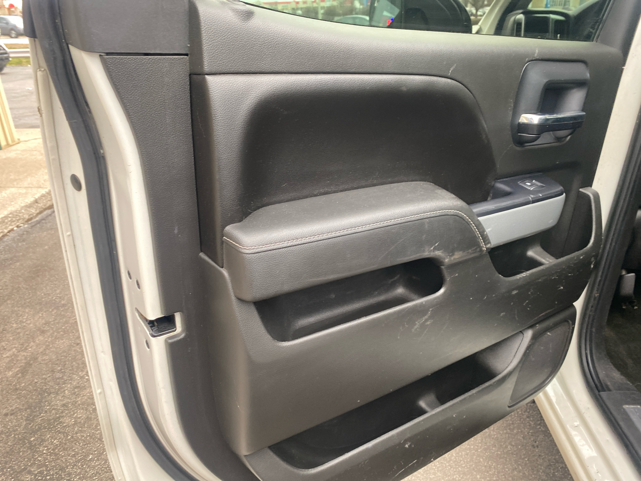 Chevrolet Silverado 1500 LT Crew Cab Long Box 4WD 2015