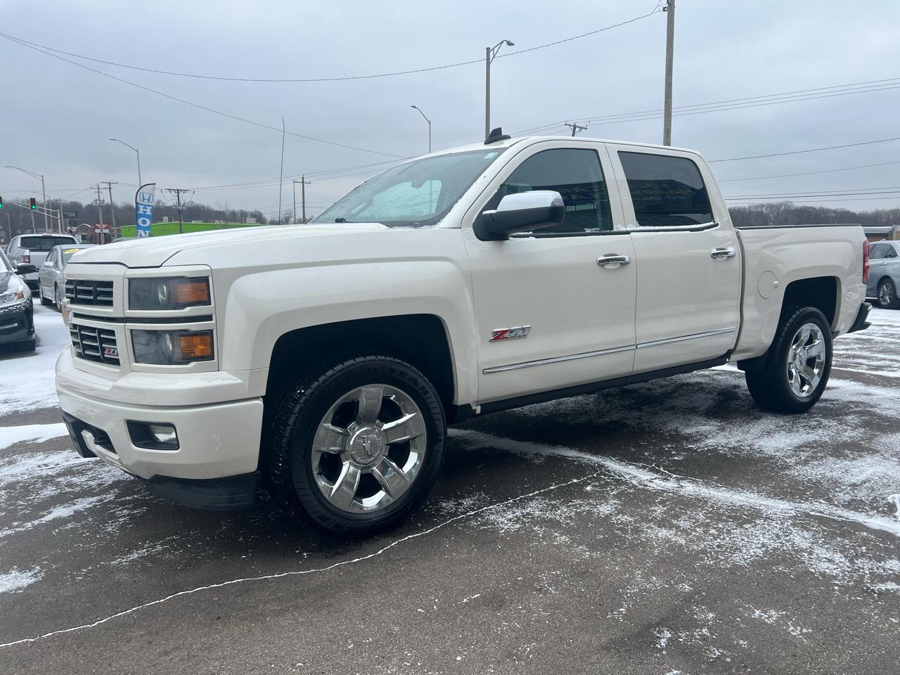 Chevrolet Silverado 1500 LT Z71 Crew Cab 4WD SWB 2015