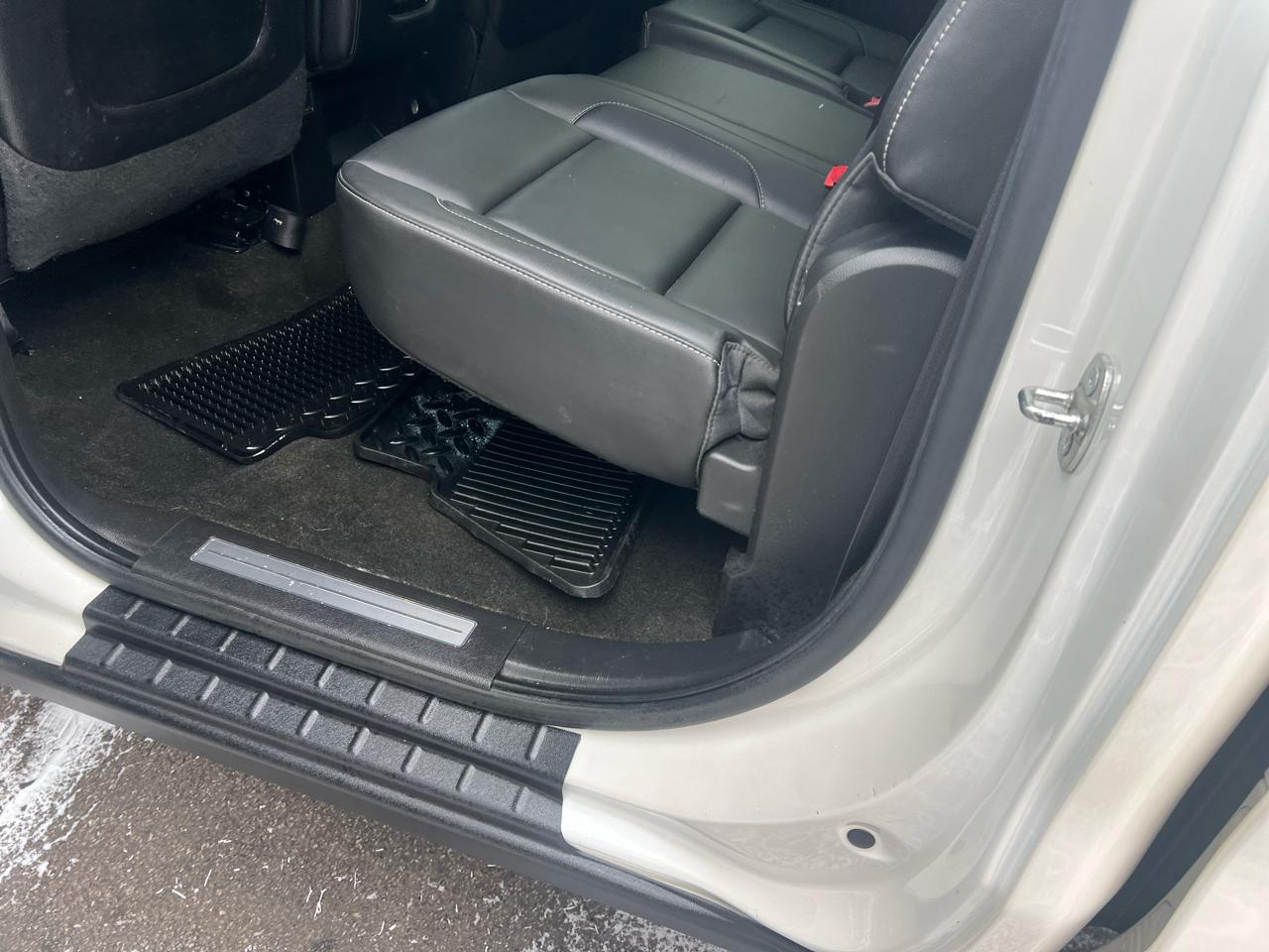 Chevrolet Silverado 1500 LT Z71 Crew Cab 4WD SWB 2015