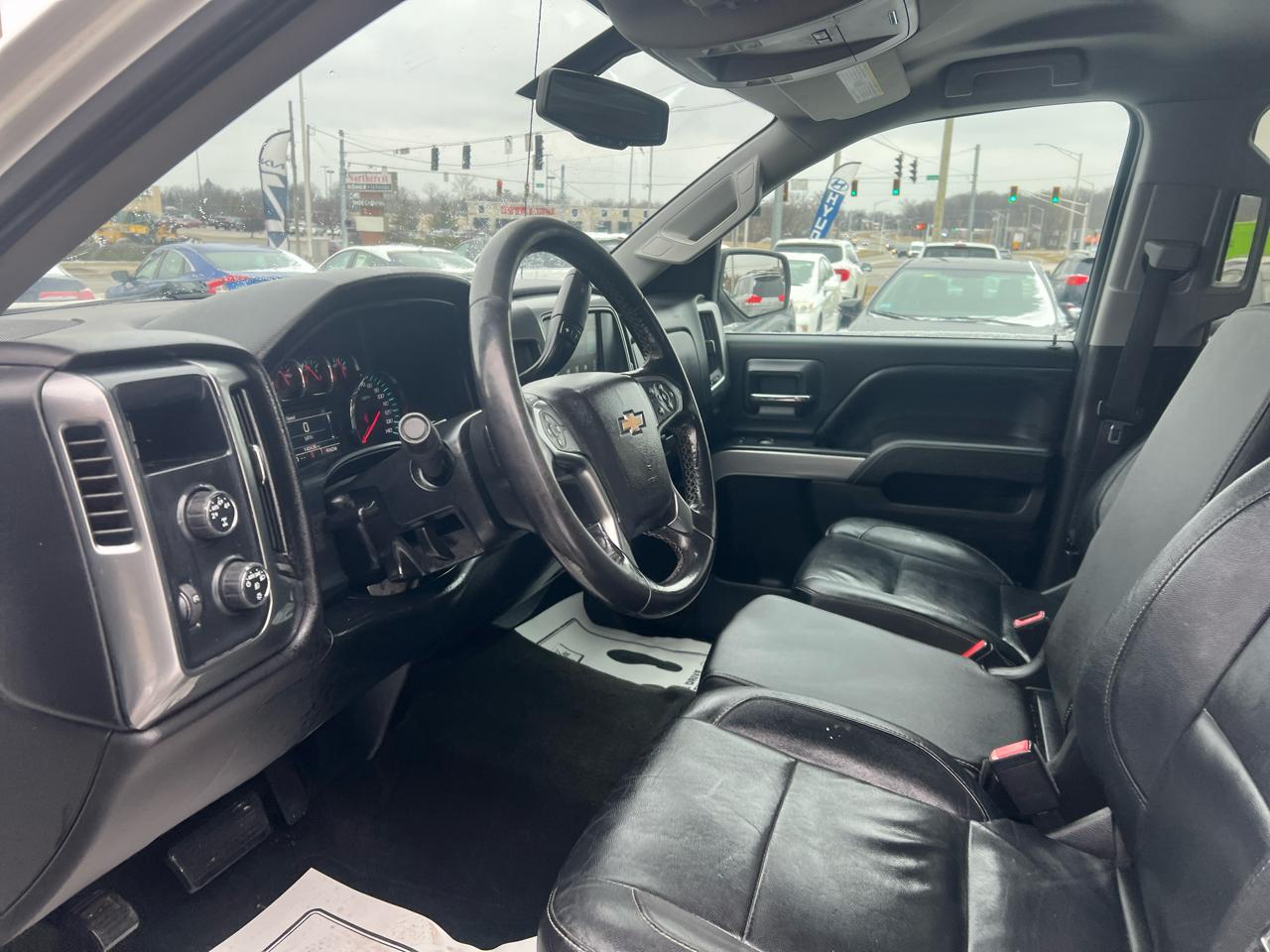 Chevrolet Silverado 1500 LT Z71 Crew Cab 4WD SWB 2015