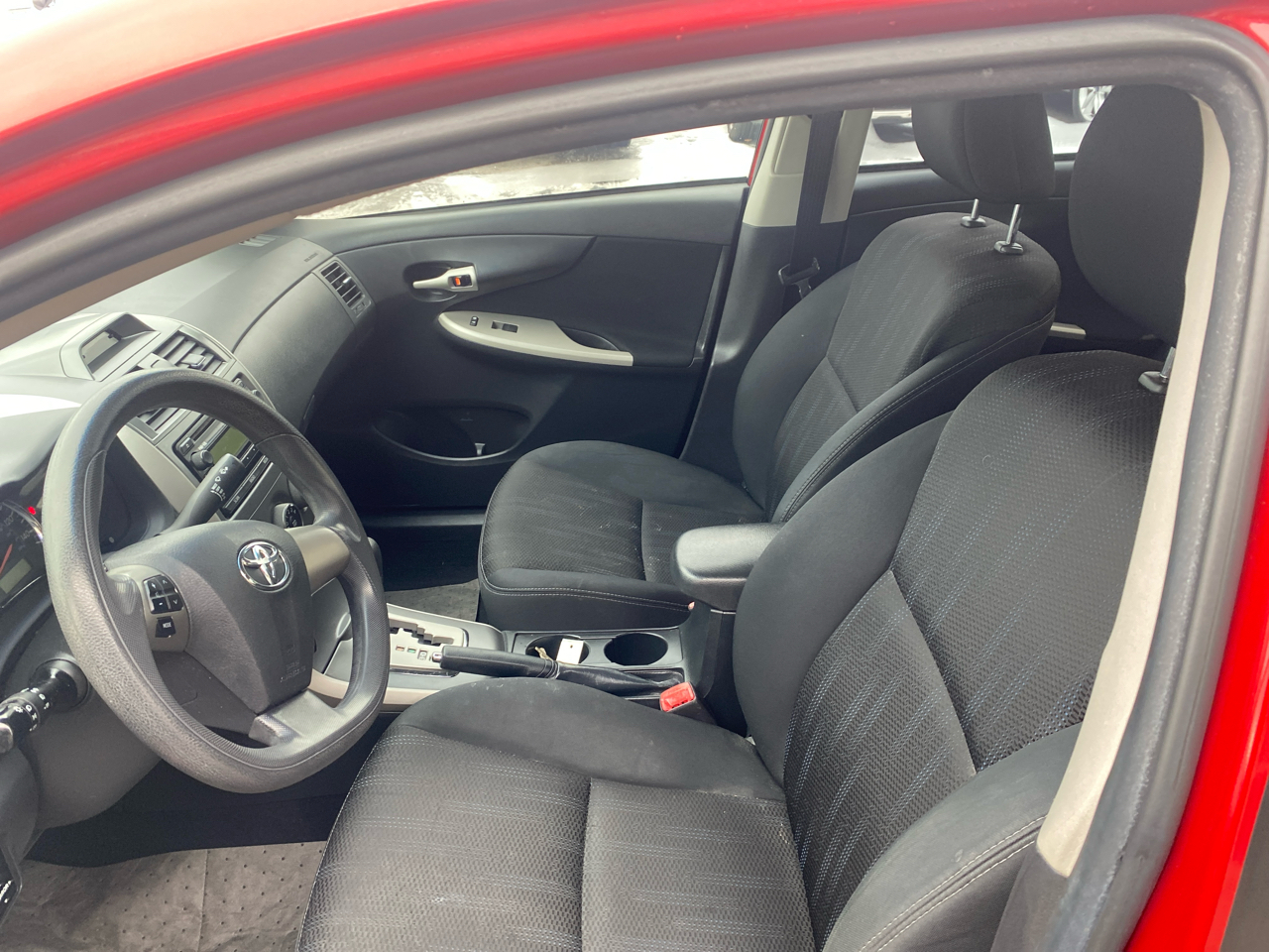 Toyota Corolla S 4-Speed AT 2012