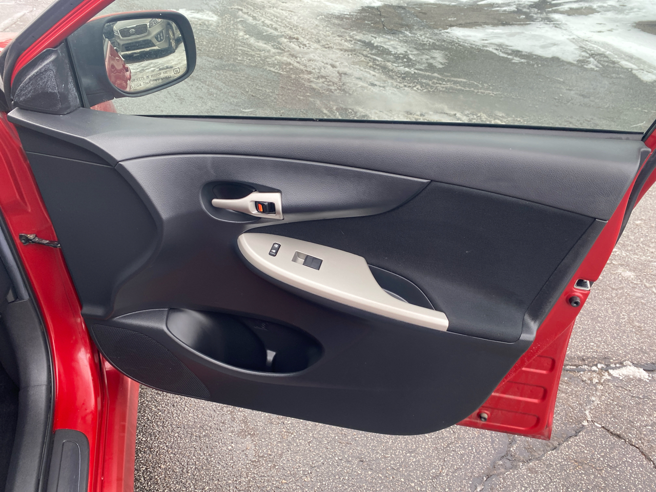 Toyota Corolla S 4-Speed AT 2012