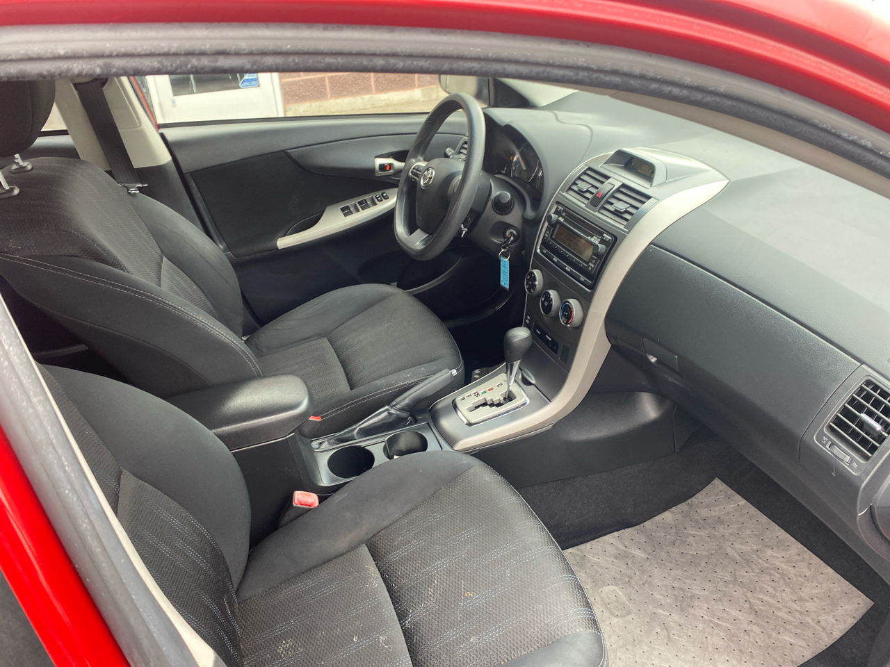 Toyota Corolla S 4-Speed AT 2012