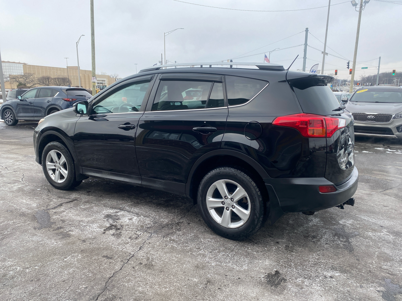 Toyota RAV4 XLE AWD 2013
