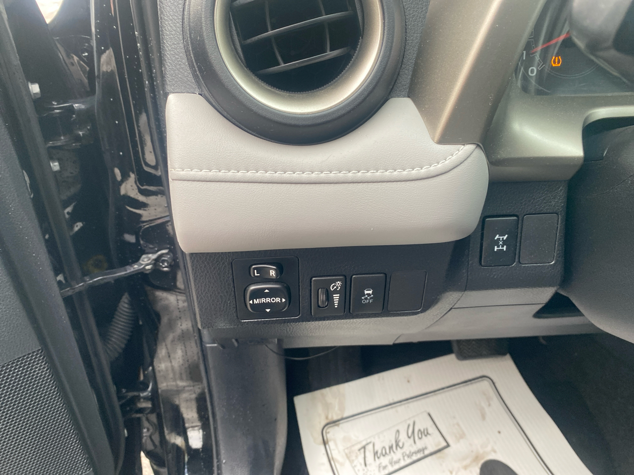 Toyota RAV4 XLE AWD 2013