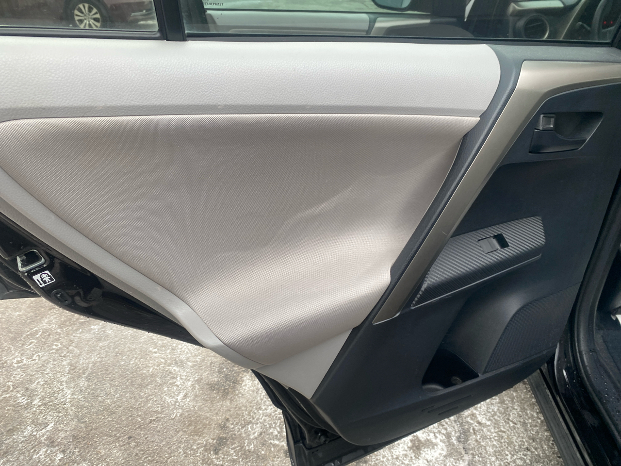 Toyota RAV4 XLE AWD 2013