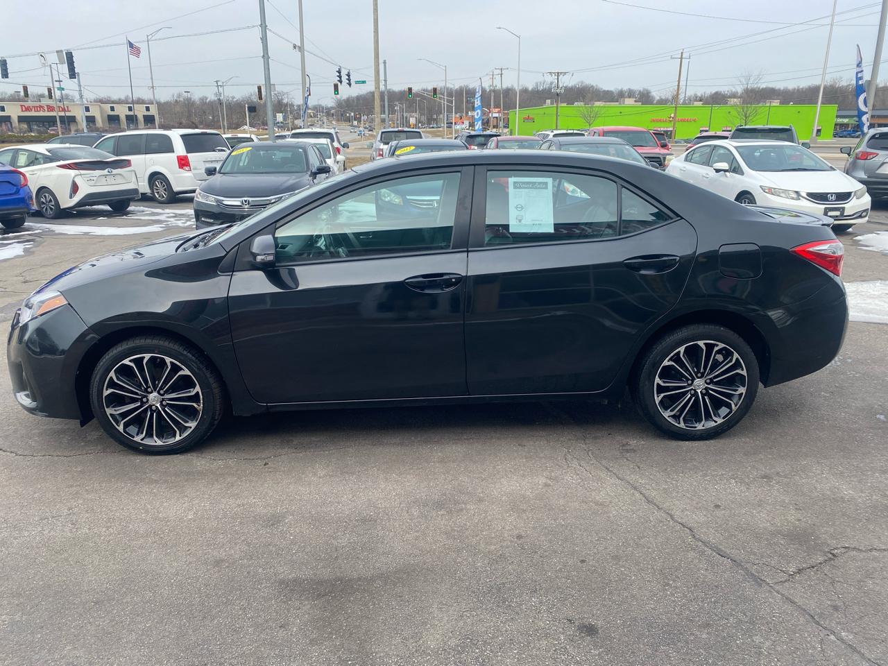 Toyota Corolla S Premium CVT 2015