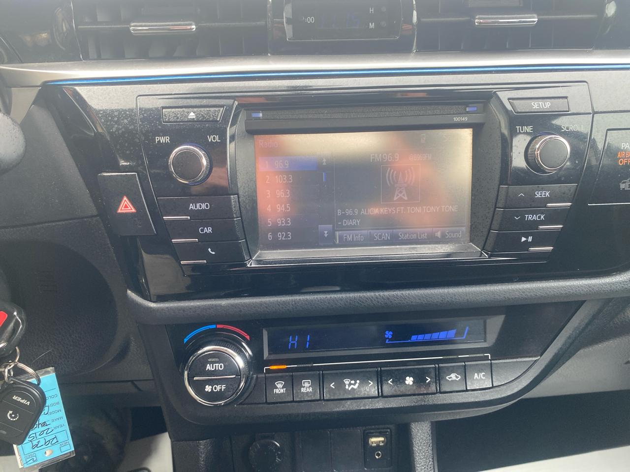 Toyota Corolla S Premium CVT 2015