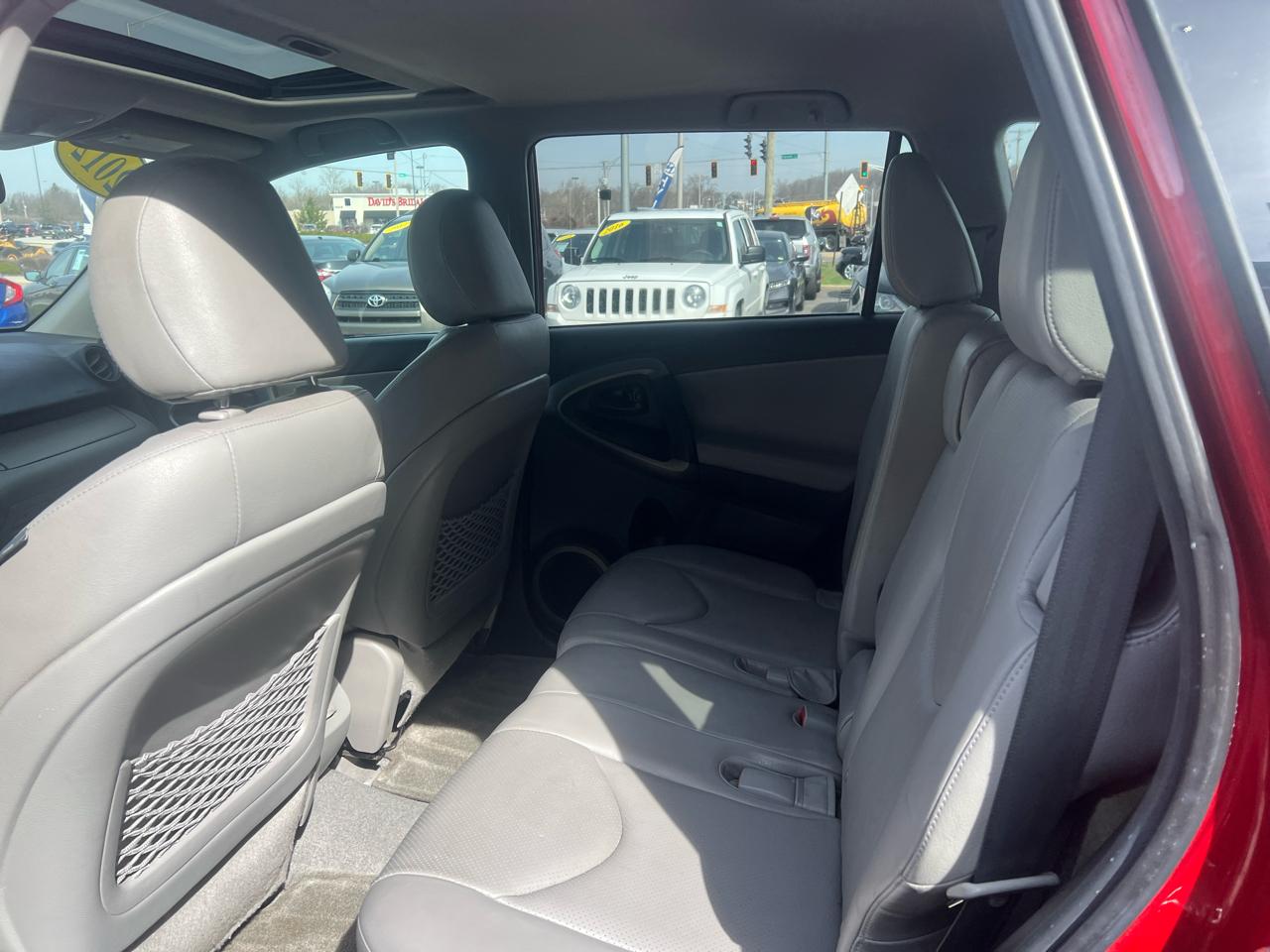 Toyota RAV4 Limited I4 4WD 2012