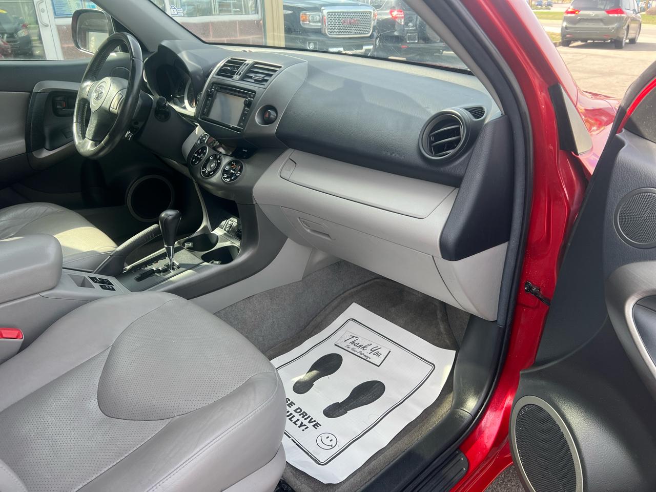 Toyota RAV4 Limited I4 4WD 2012