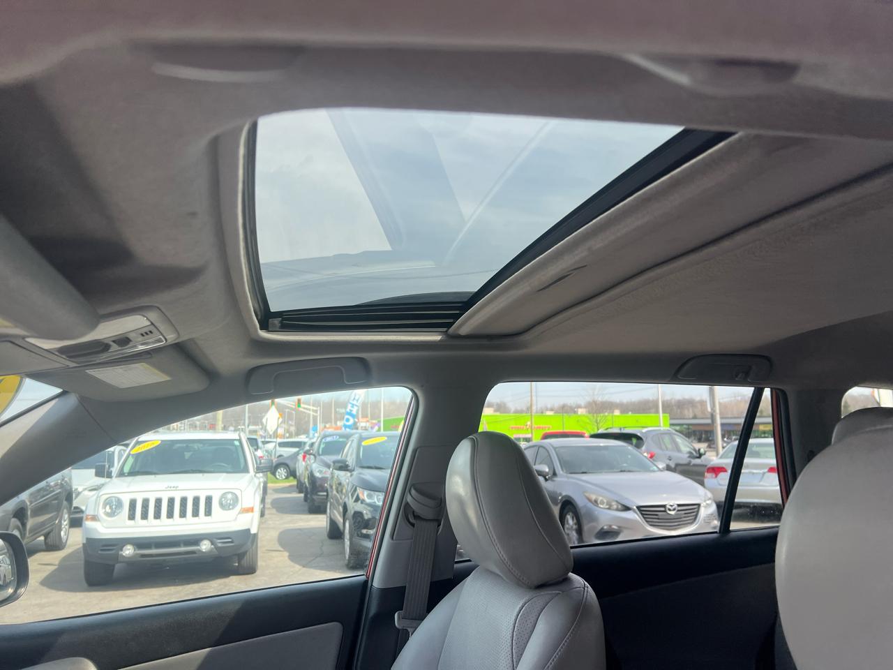 Toyota RAV4 Limited I4 4WD 2012