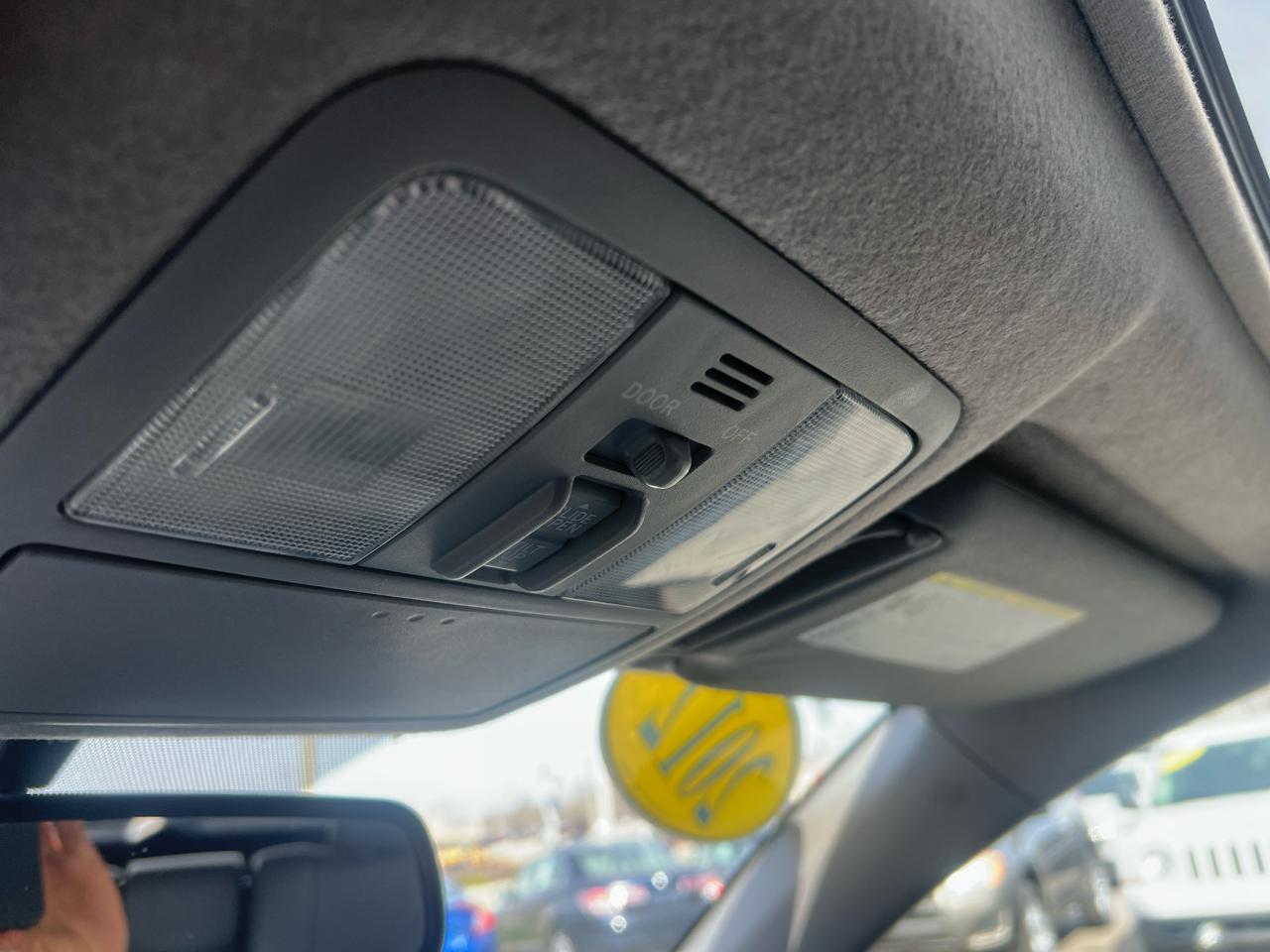 Toyota RAV4 Limited I4 4WD 2012