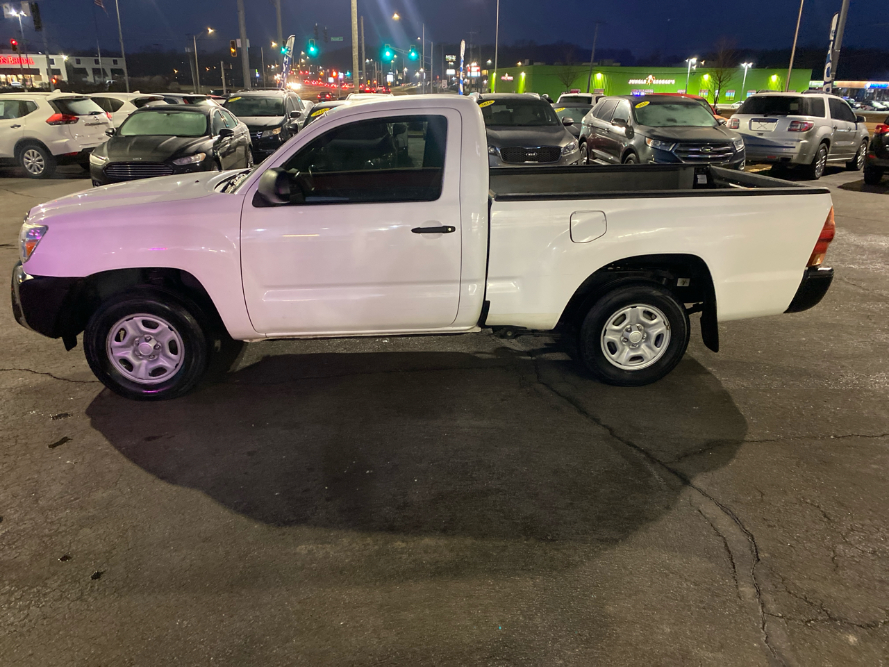 Toyota Tacoma Regular Cab Auto 2WD 2014
