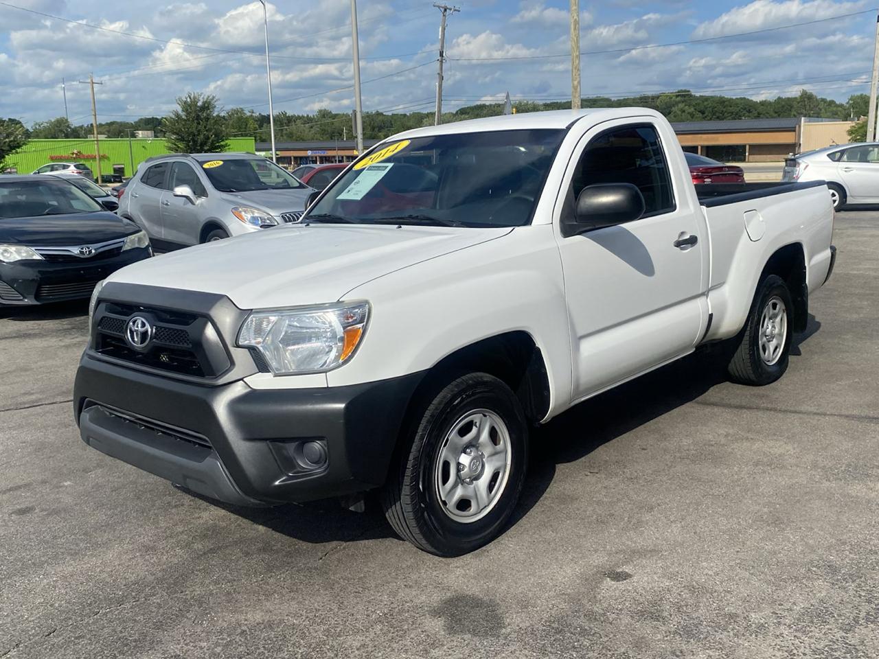 Toyota Tacoma Regular Cab Auto 2WD 2014