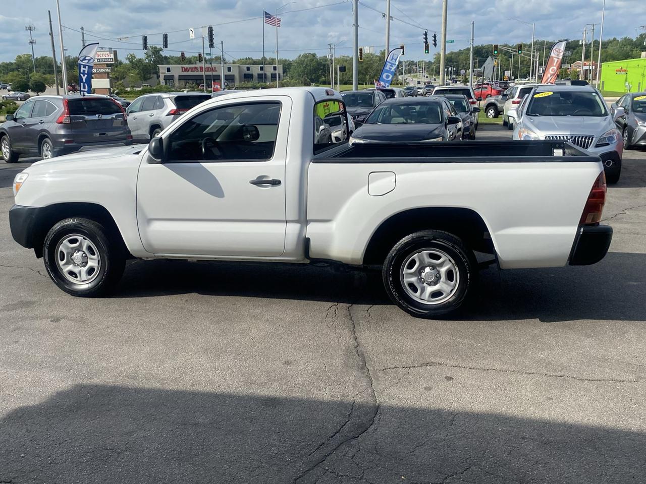 Toyota Tacoma Regular Cab Auto 2WD 2014