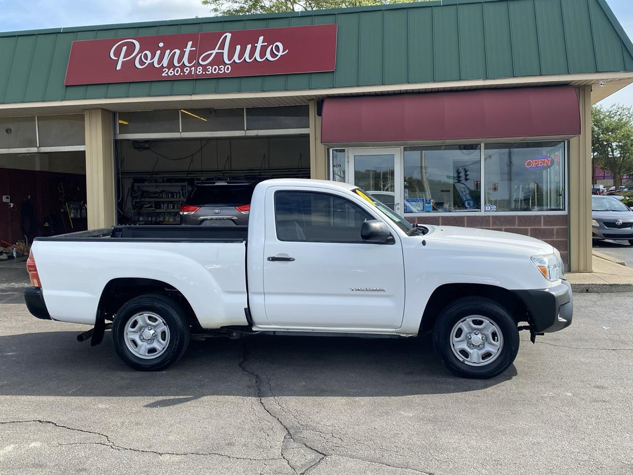 Toyota Tacoma Regular Cab Auto 2WD 2014