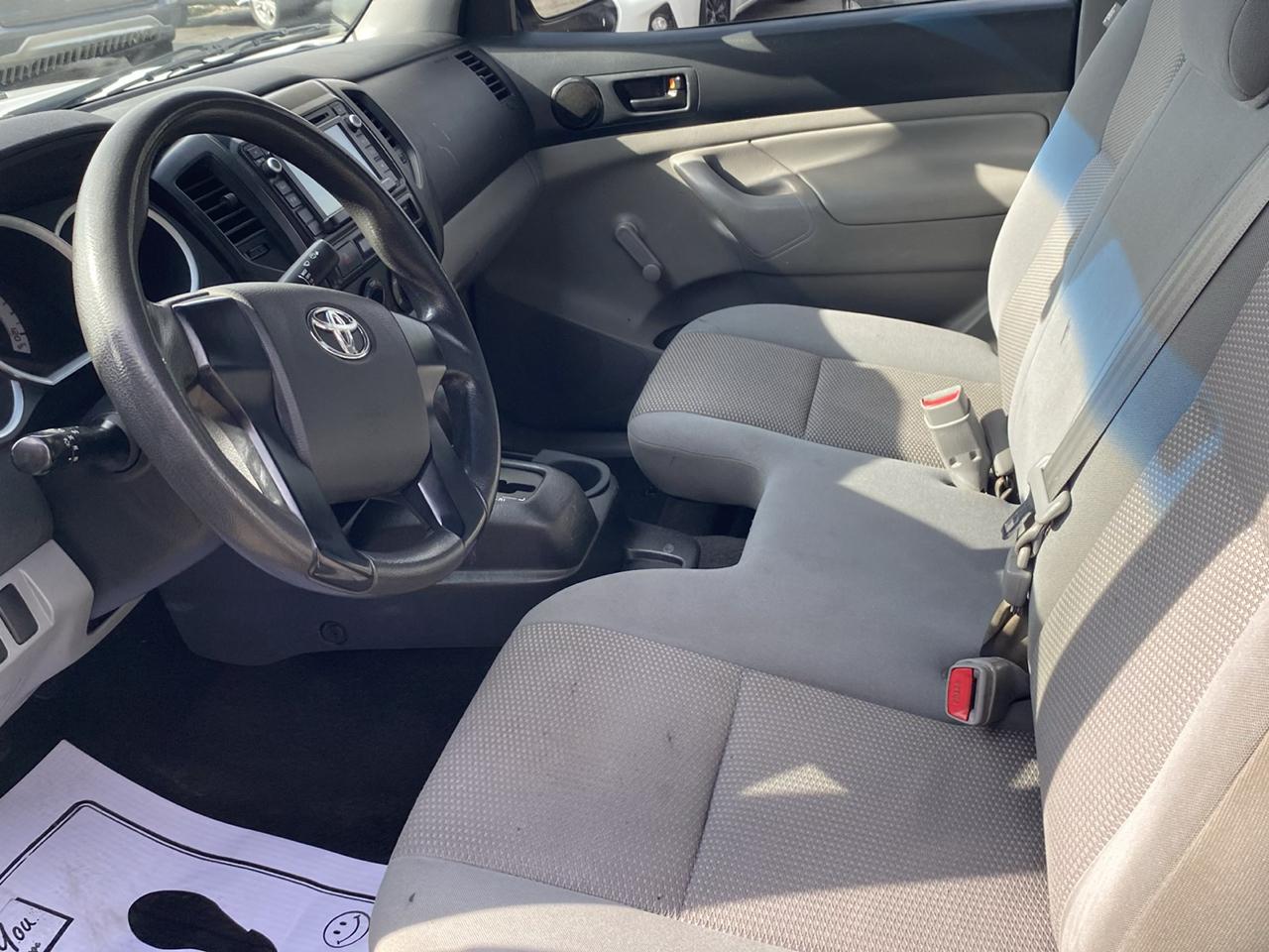 Toyota Tacoma Regular Cab Auto 2WD 2014
