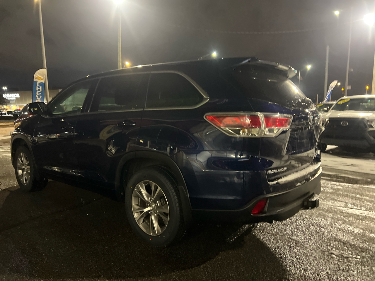 Toyota Highlander LE AWD V6 2015