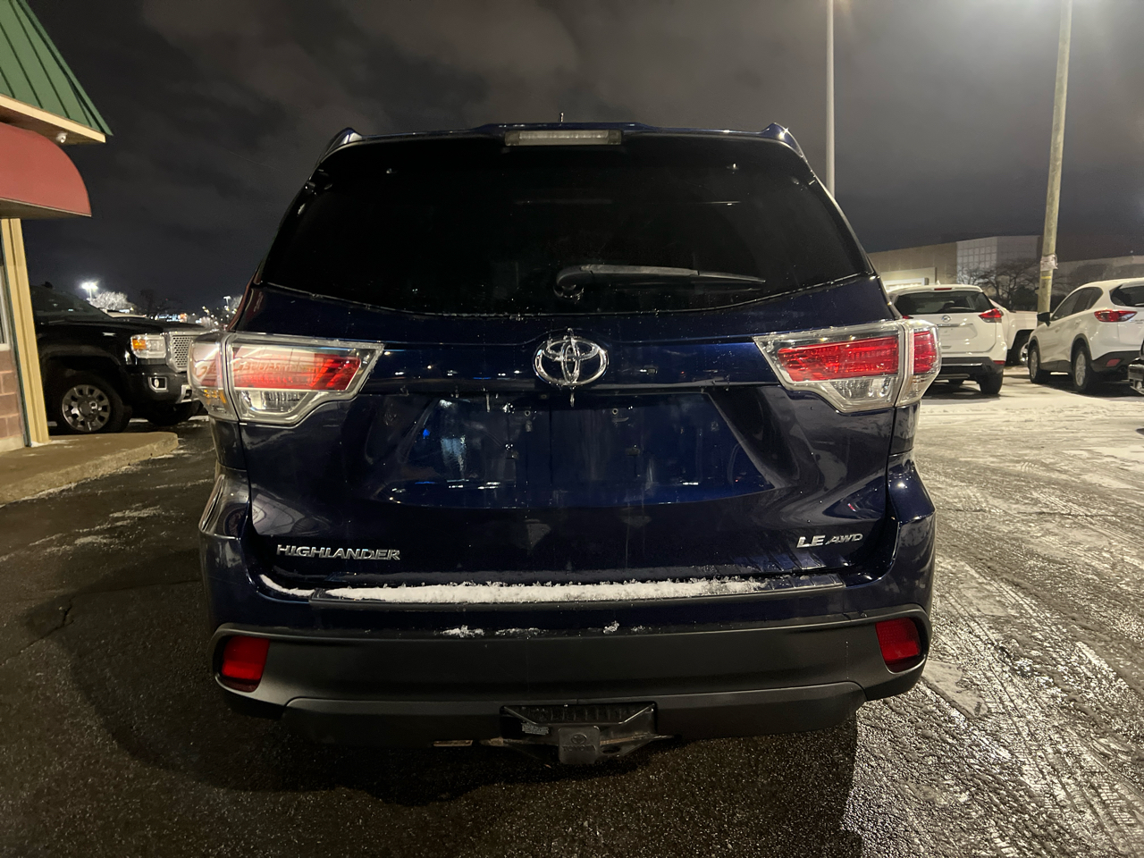 Toyota Highlander LE AWD V6 2015