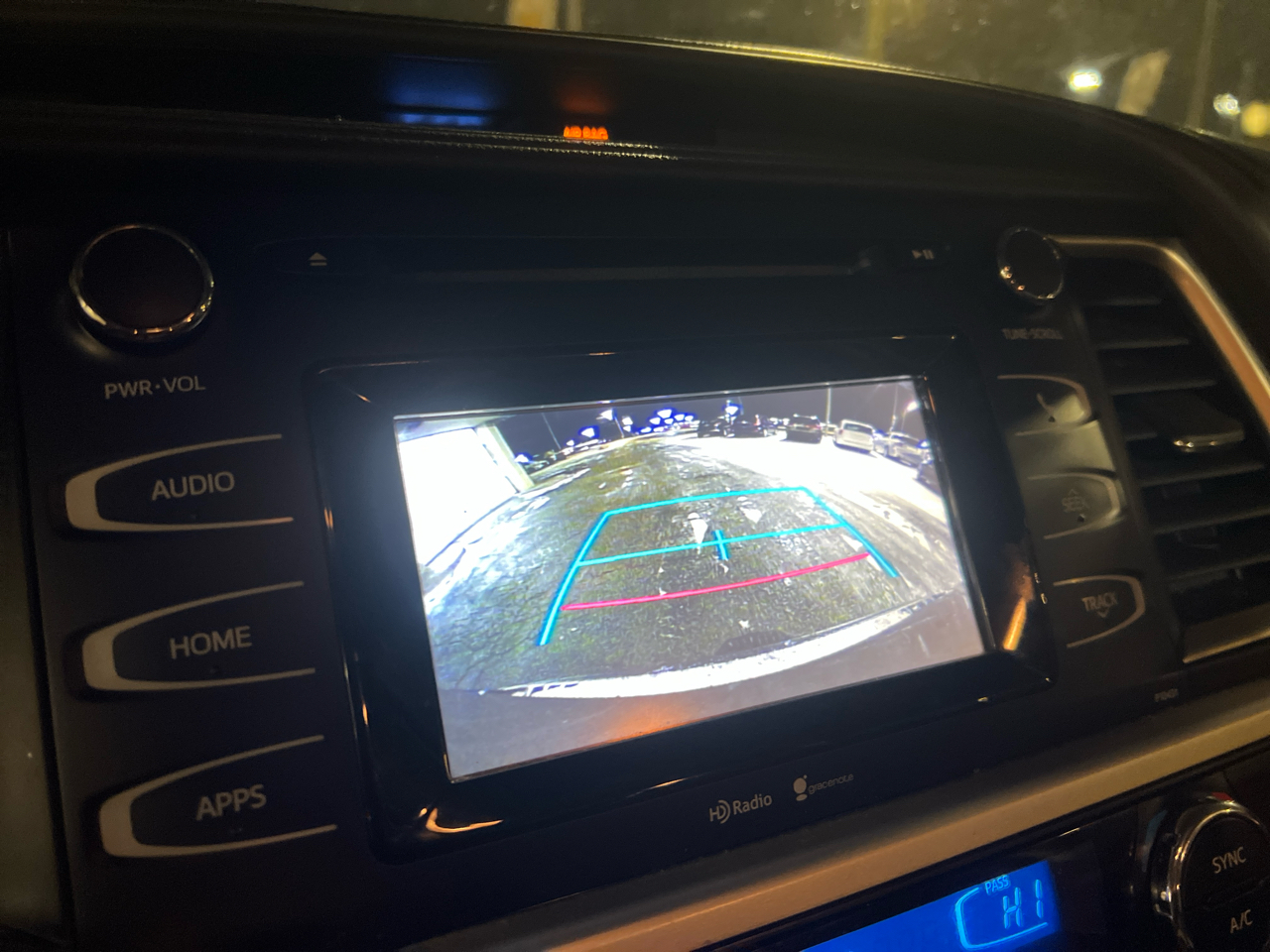 Toyota Highlander LE AWD V6 2015