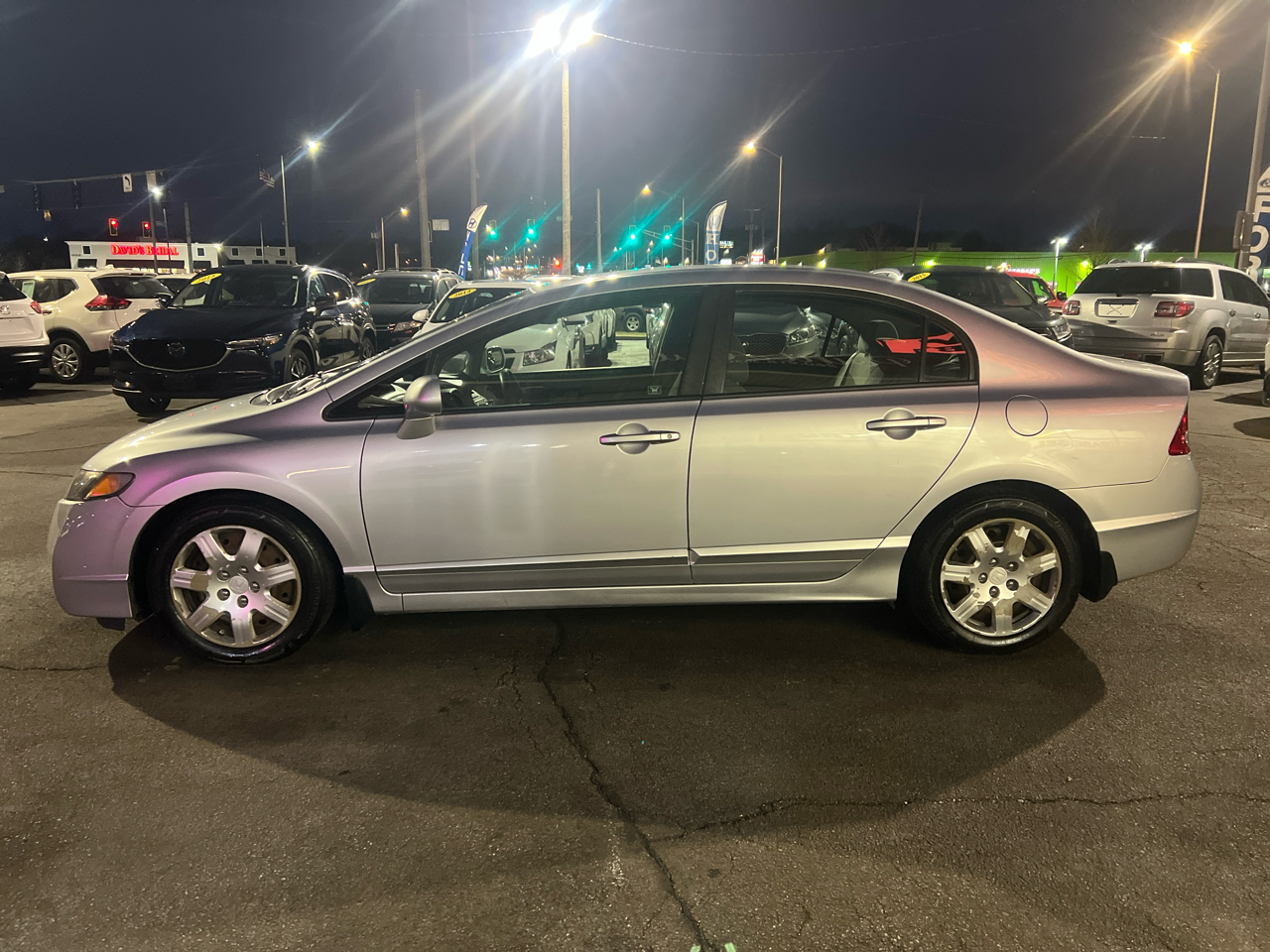 Honda Civic LX Sedan 5-Speed AT 2011