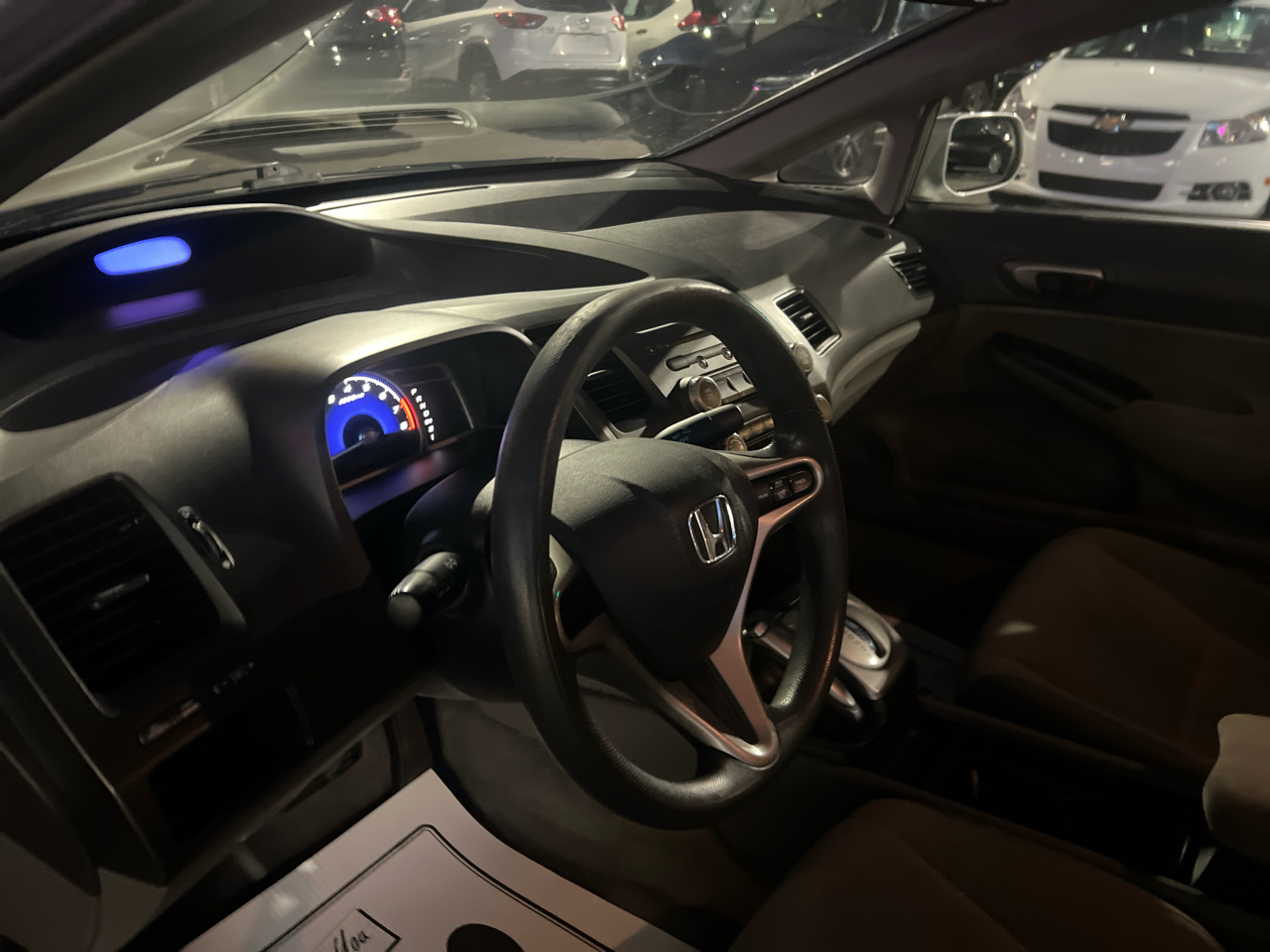 Honda Civic LX Sedan 5-Speed AT 2011