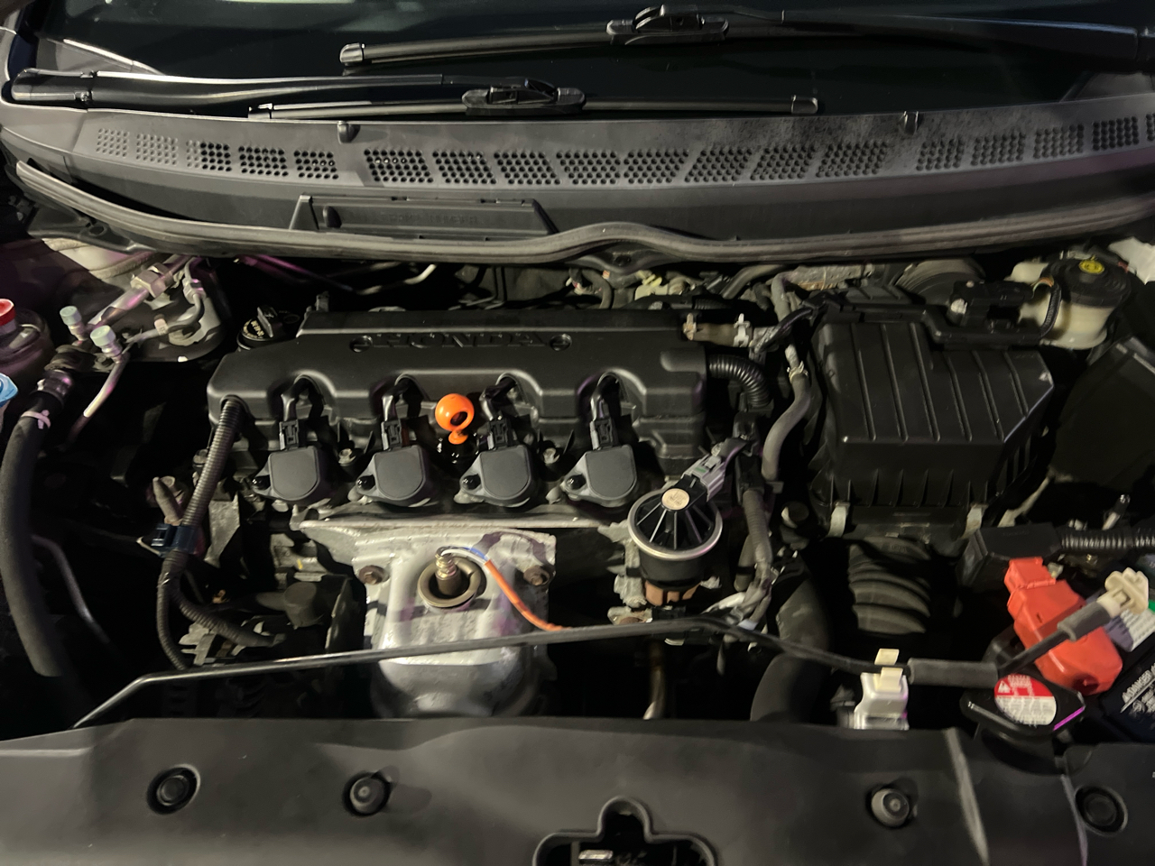 Honda Civic LX Sedan 5-Speed AT 2011