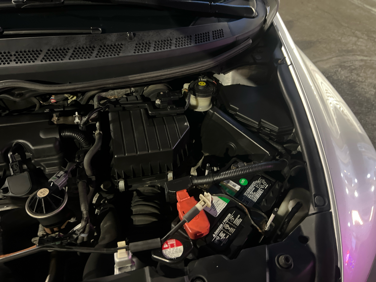 Honda Civic LX Sedan 5-Speed AT 2011