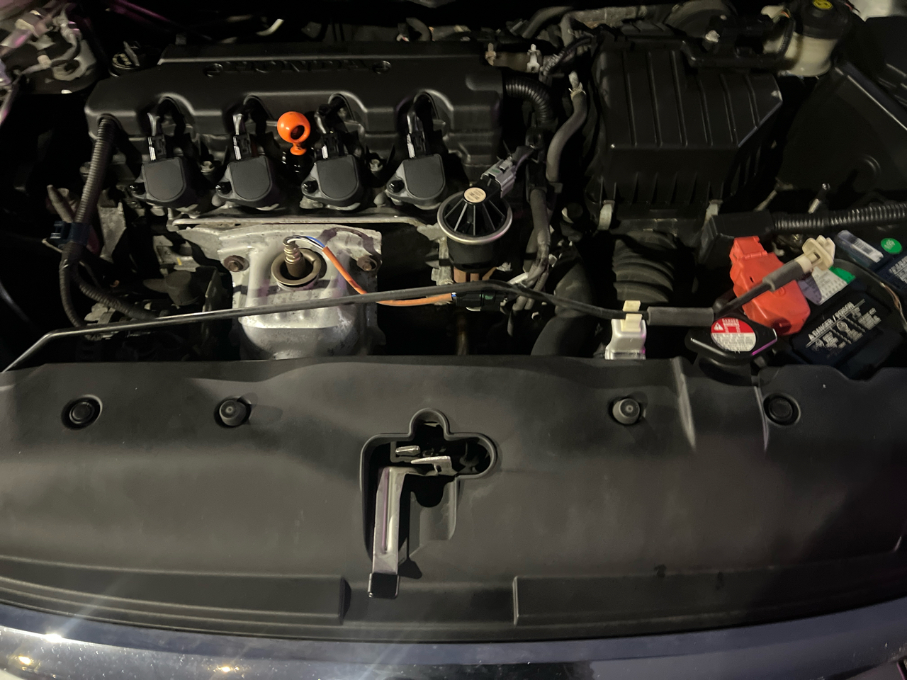 Honda Civic LX Sedan 5-Speed AT 2011