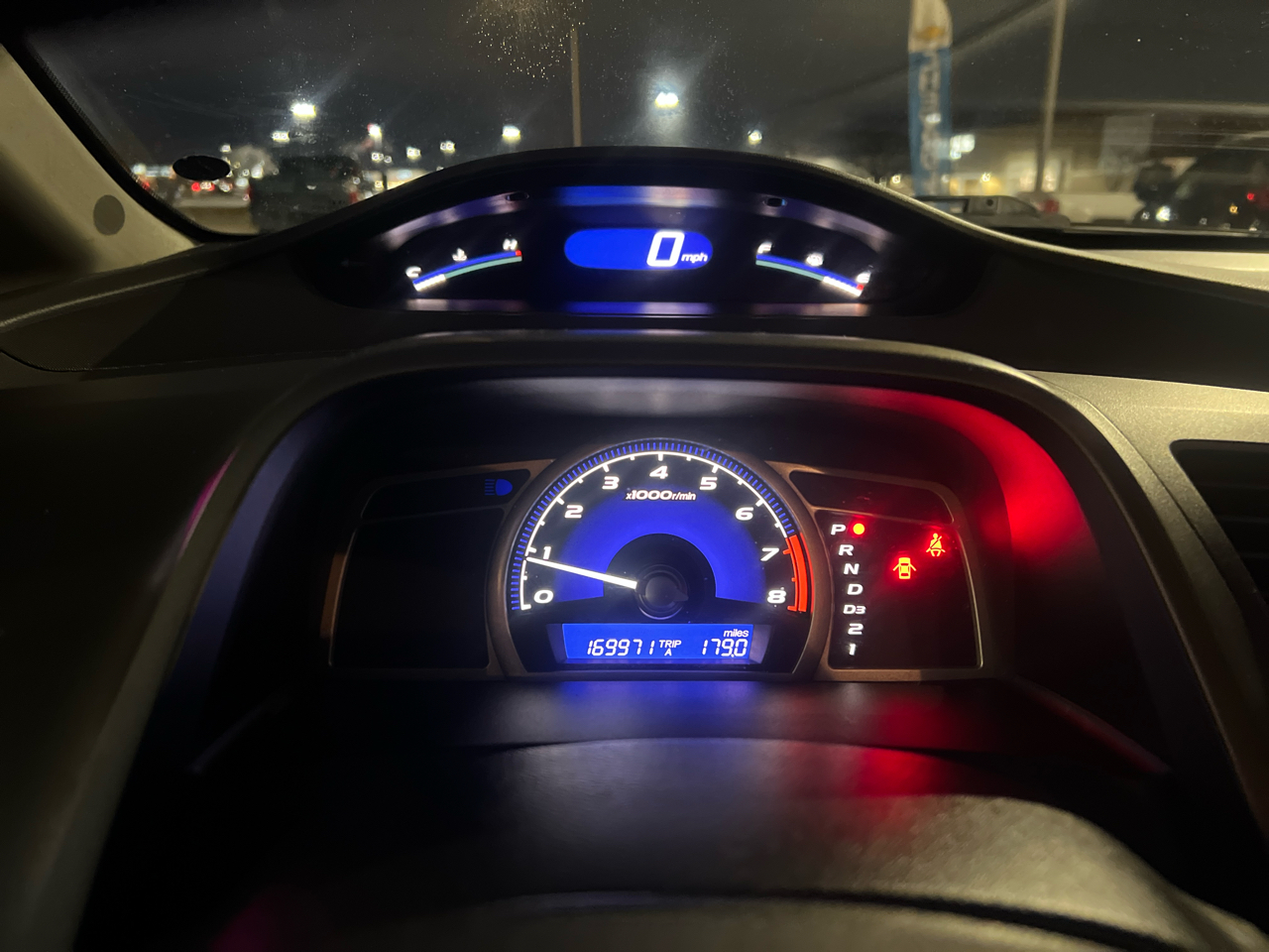 Honda Civic LX Sedan 5-Speed AT 2011