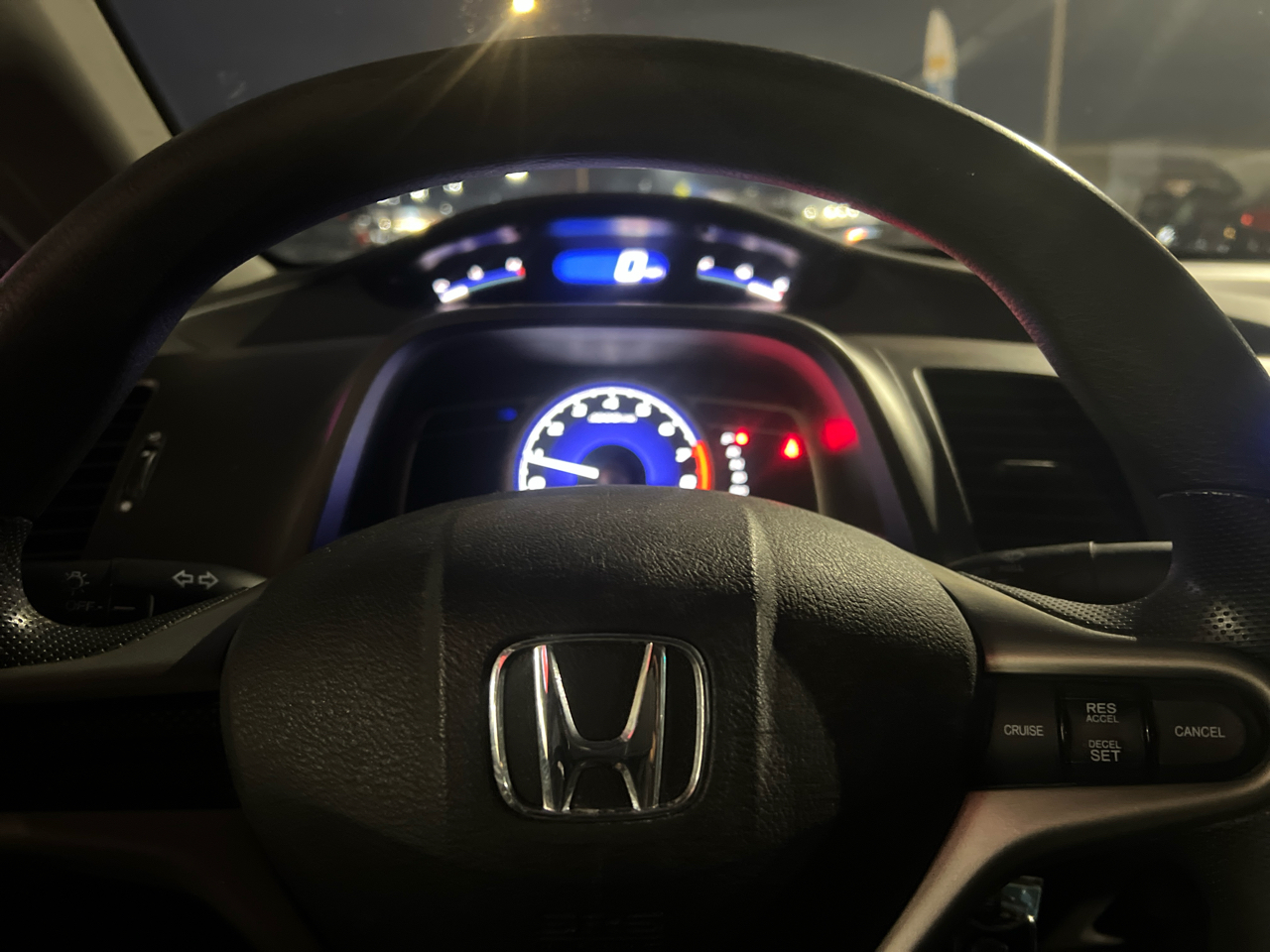 Honda Civic LX Sedan 5-Speed AT 2011