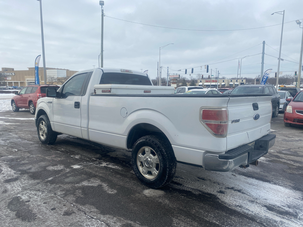 Ford F-150 XLT 8-ft. Bed 2WD 2013