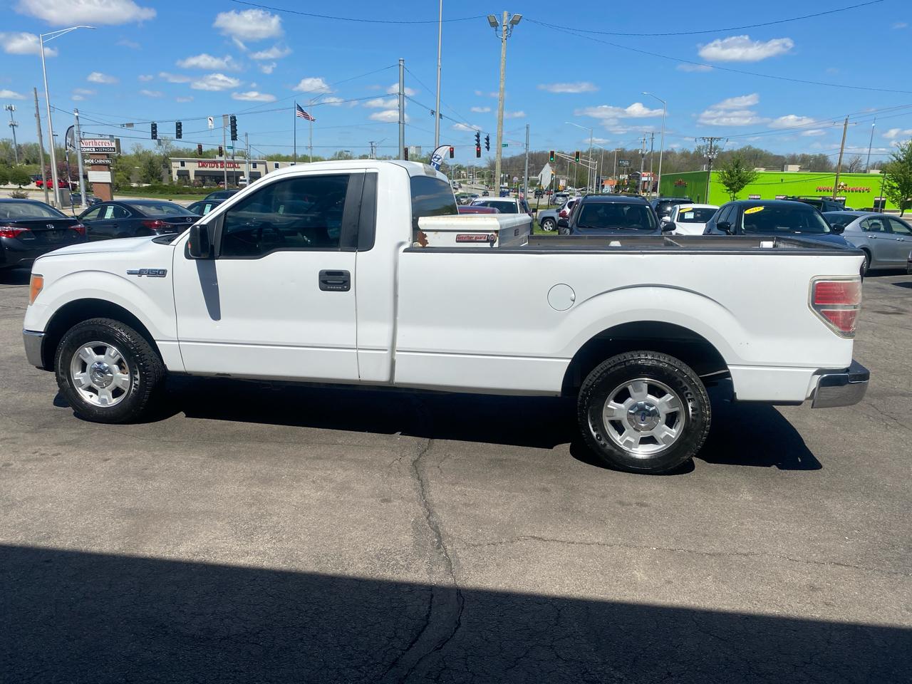 Ford F-150 XLT 8-ft. Bed 2WD 2013