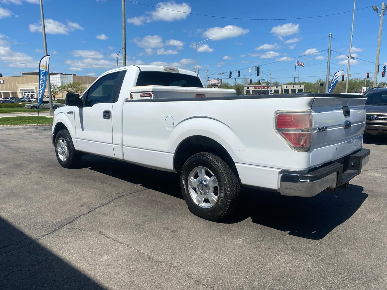 Ford F-150 XLT 8-ft. Bed 2WD 2013