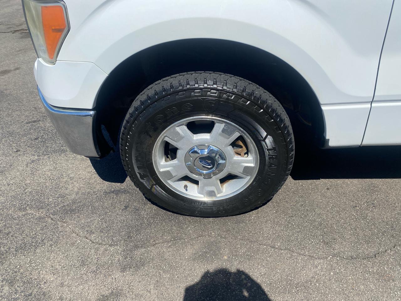 Ford F-150 XLT 8-ft. Bed 2WD 2013