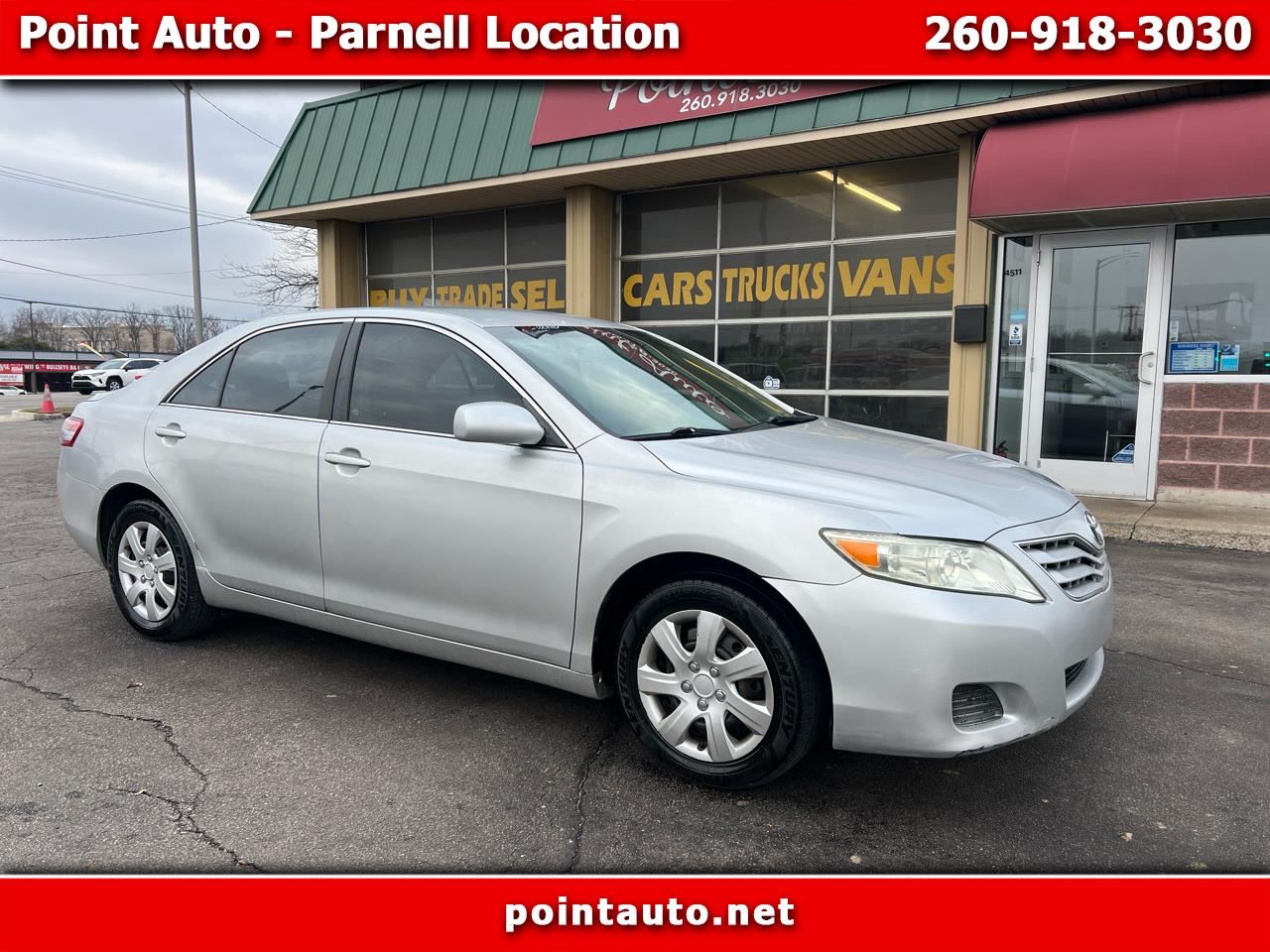 Toyota Camry Base 6-Spd AT 2011