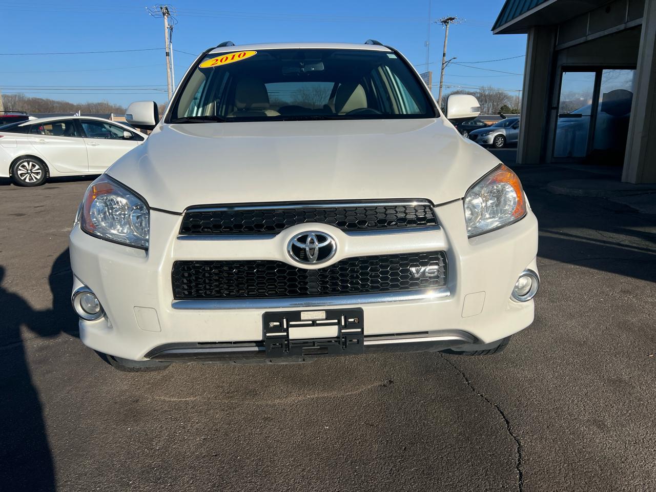 Toyota RAV4 Limited V6 4WD 2010