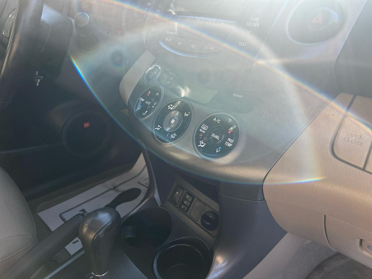 Toyota RAV4 Limited V6 4WD 2010